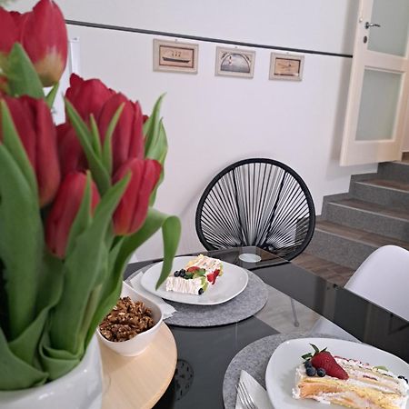 Kuca Za Odmor Eni **** Villa Šibenik Buitenkant foto