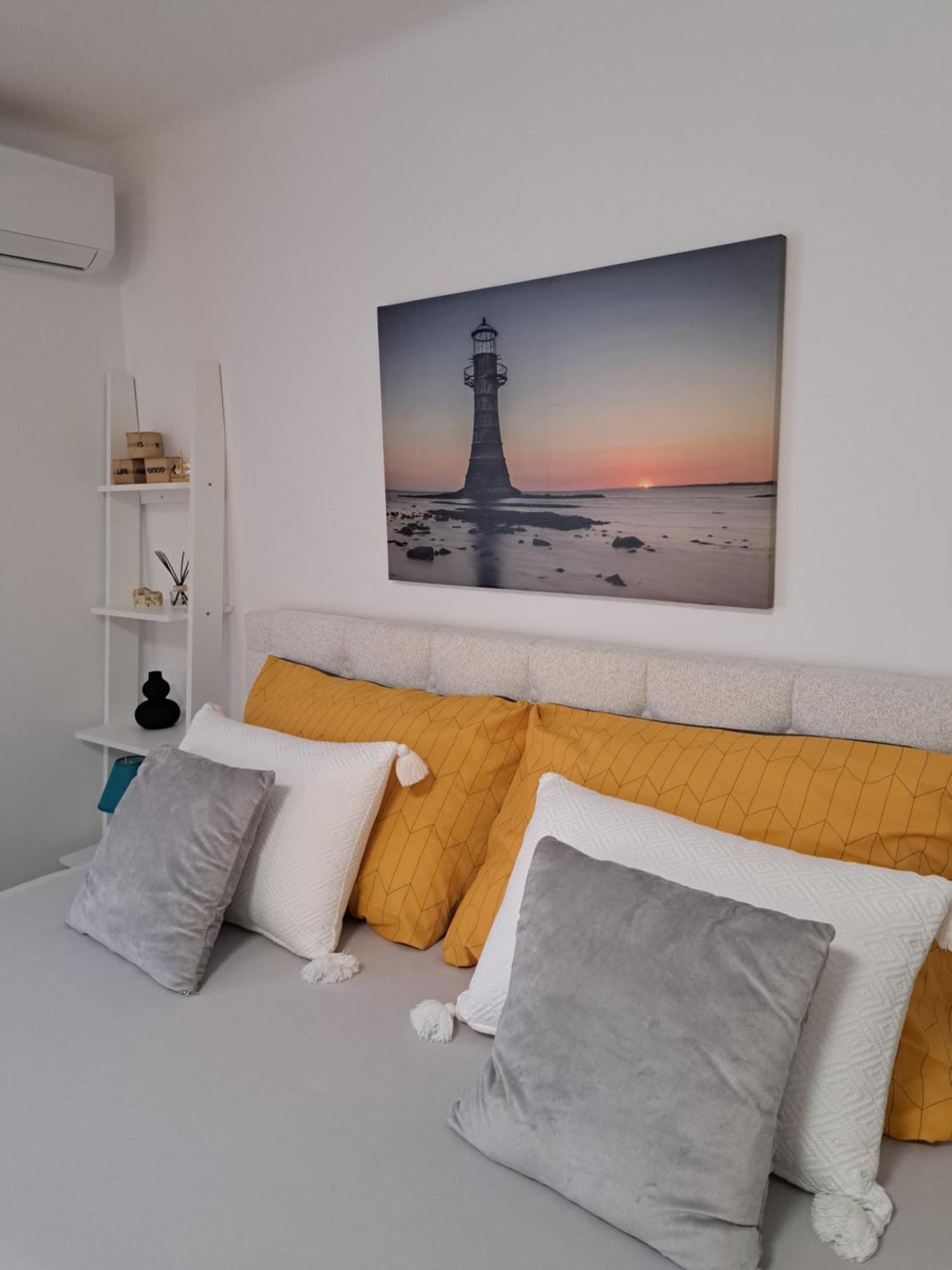 Kuca Za Odmor Eni **** Villa Šibenik Buitenkant foto